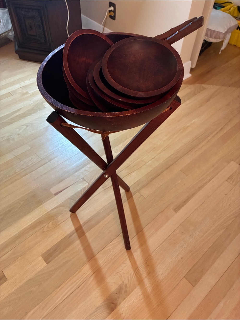 Wooden Serving Bowl Set with Folding Tripod Stand - Dark Brown